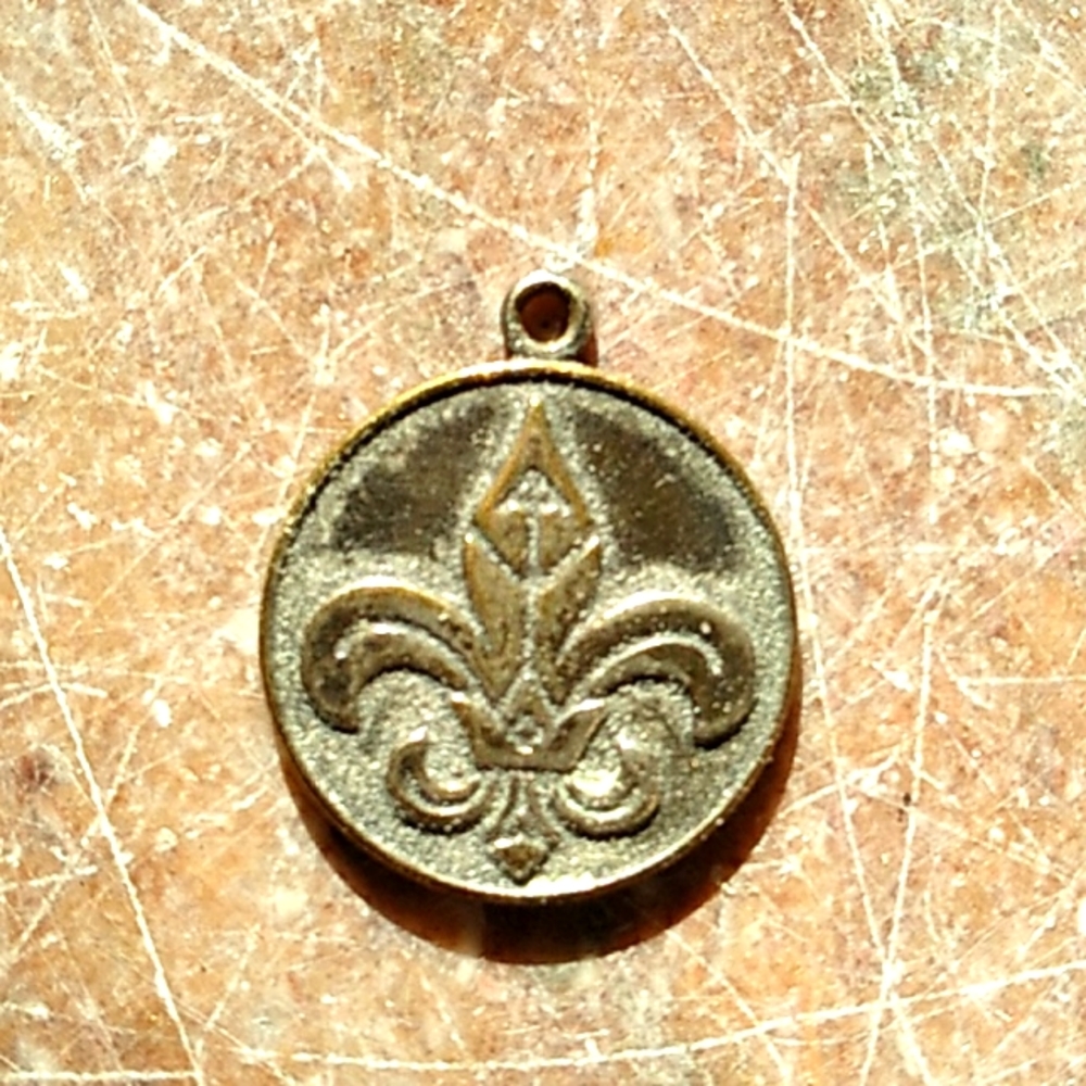 Designer Pendant Alex and Ann 1986